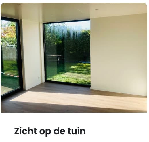 Foto van Prachtige, lichtrijke, nieuwe praktijkruimte met zicht op de tuin